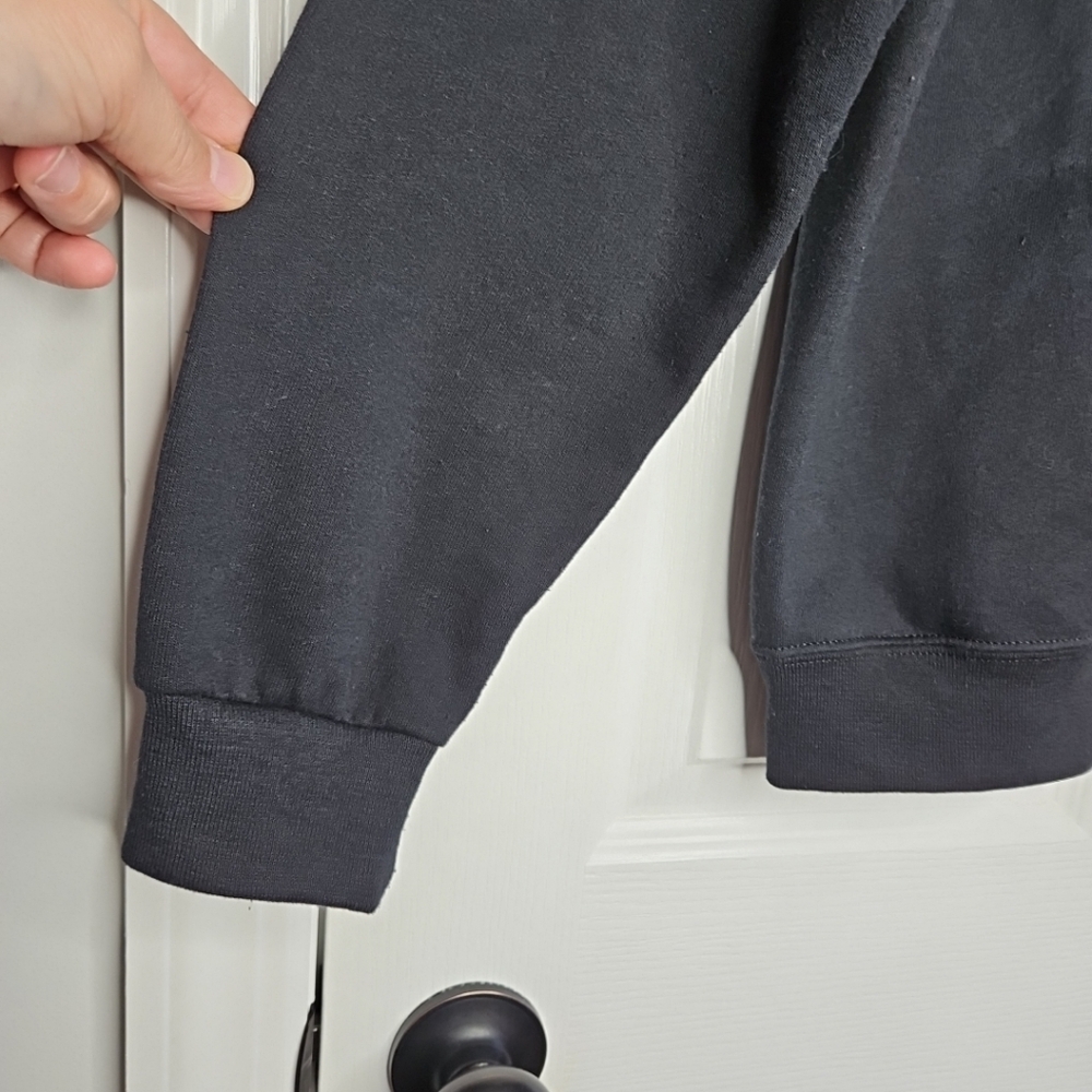 Disney 100 The Exhibition Crewneck Sweatshirt M Black Ltd Edition 100th Anniv - Picture 6 of 7